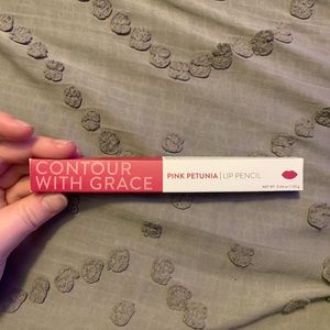 Red Aspen Lip Pencil in “Pink Petunia”